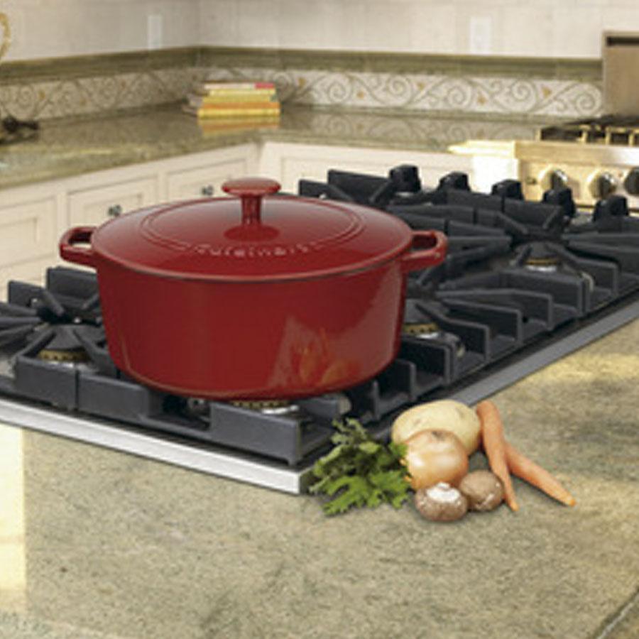 Cuisinart Chef's Classic Enameled Cast Iron Casserole / Dutch Oven: 5 QT